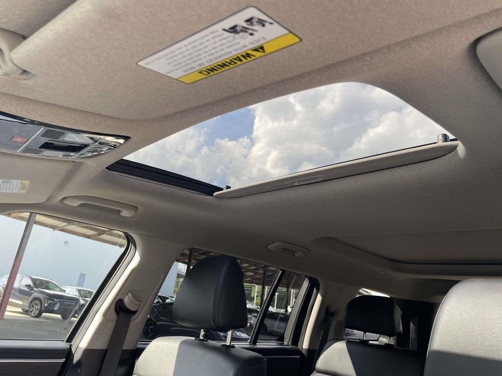 Certified Used 2025 Gray Hyundai Limited image 19