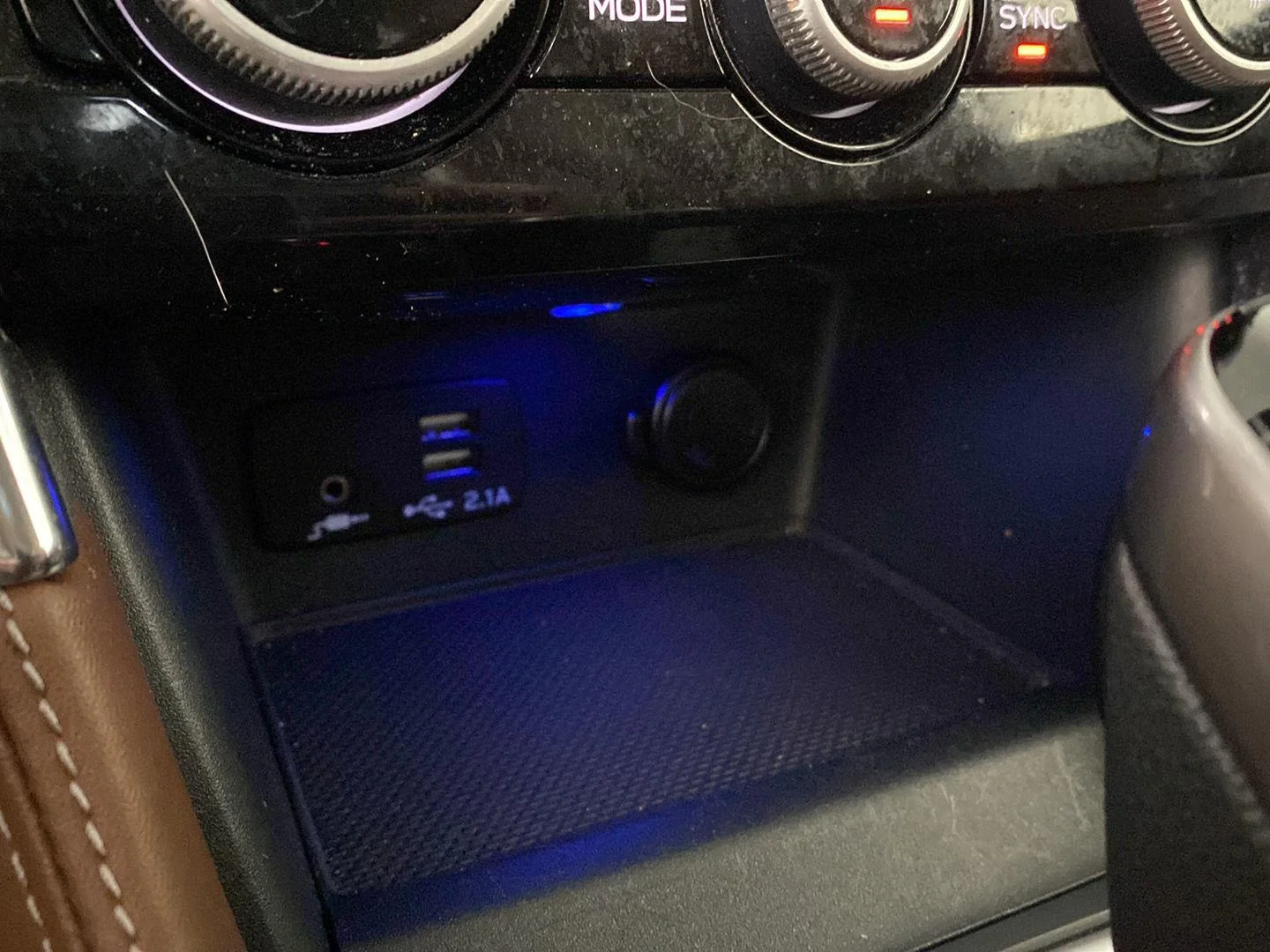 Used 2020 Horizon Blue Pearl Subaru Touring image 18