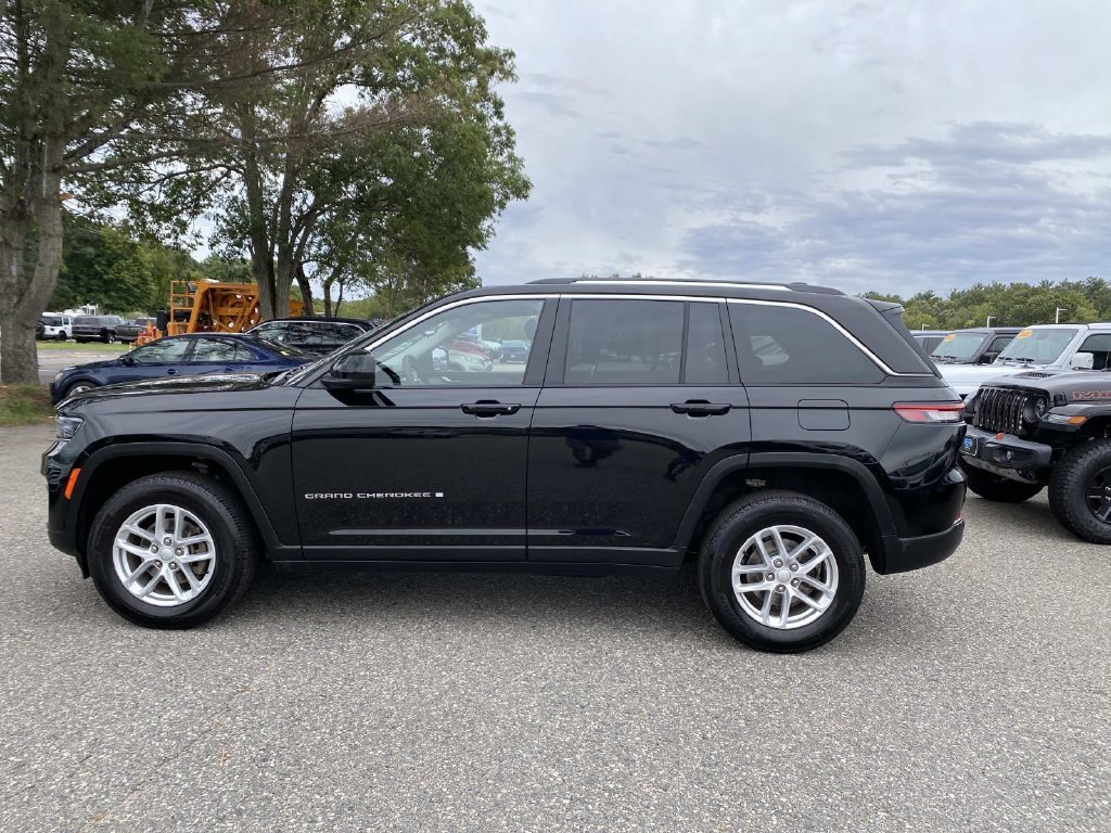 Certified Used 2023 Black Jeep Laredo X image 7