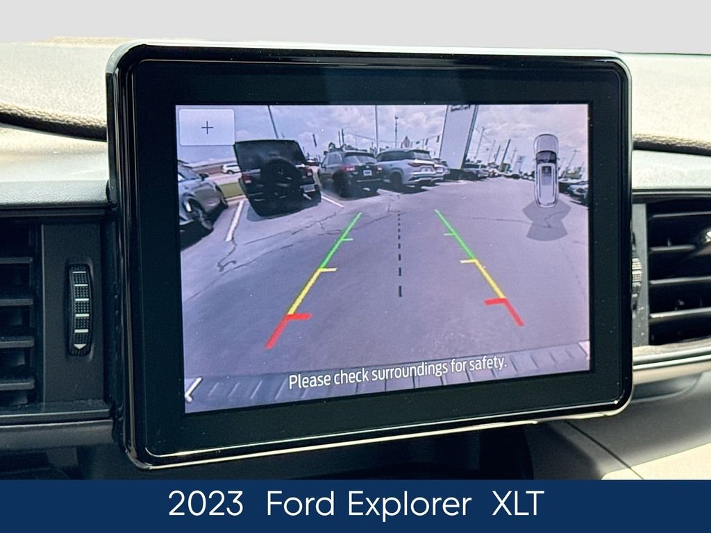 Used 2023 Silver Ford XLT image 31