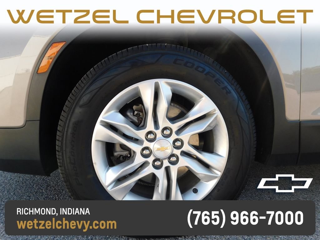 Used 2021 Gray Chevrolet LT image 10