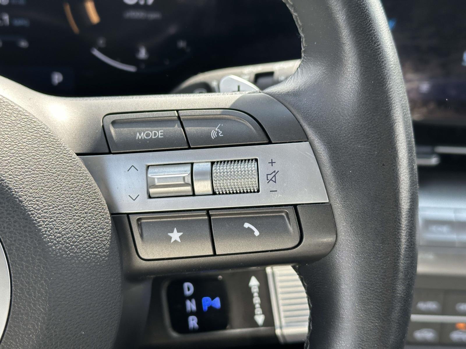 Certified Used 2025 Orange Hyundai Limited image 30
