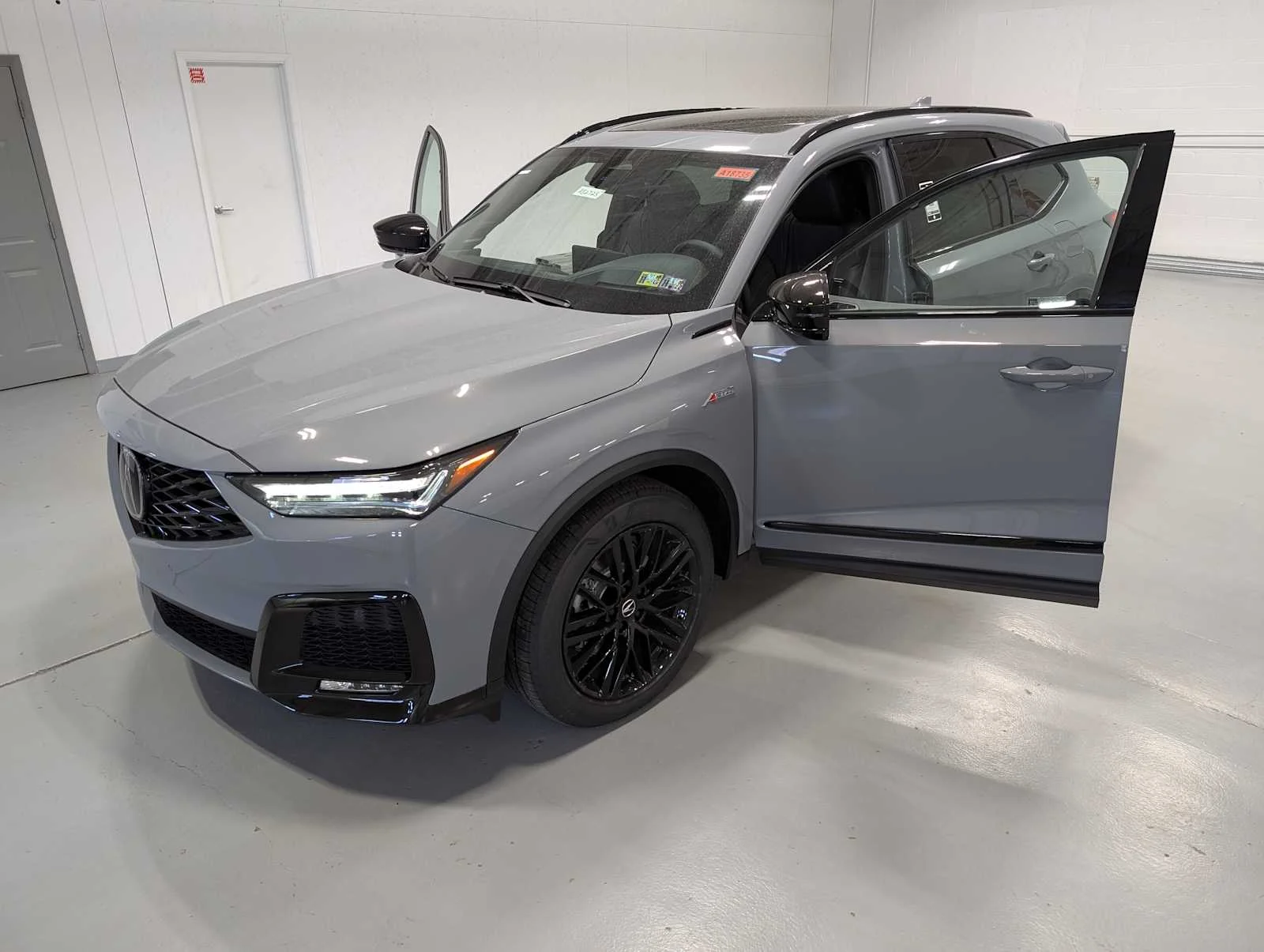 2026 Acura MDX A-Spec w/Advance Package - Photo 11