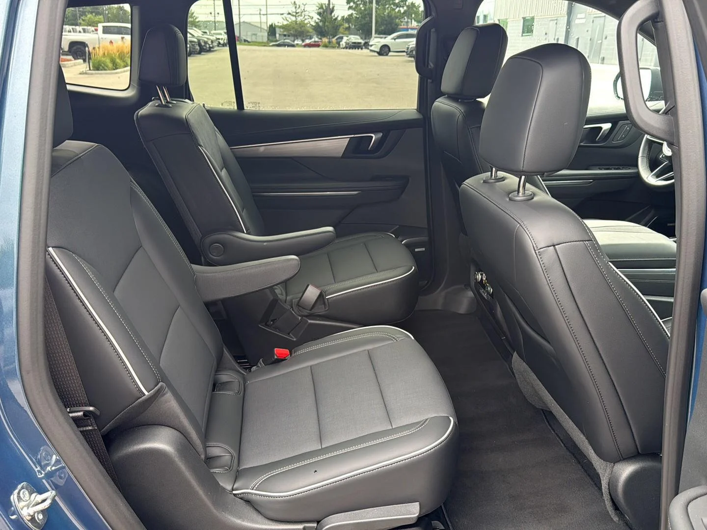 Used 2026 Ocean Blue Metallic Buick Preferred image 12