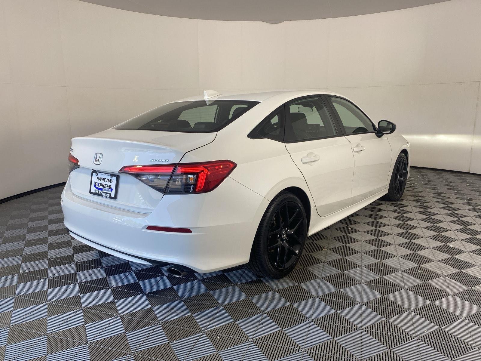 Used 2024 Platinum White Pearl Honda Sport image 8