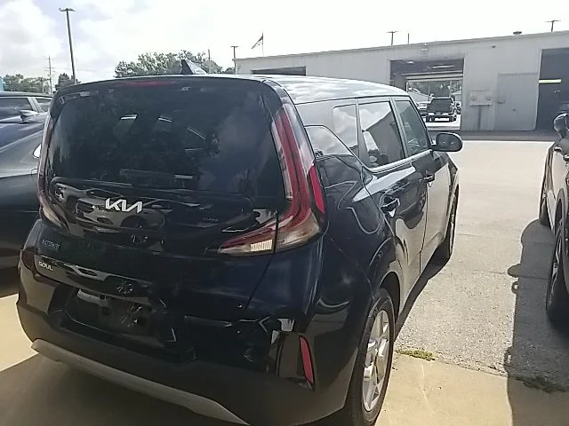 Used 2025 Black Kia LX image 22