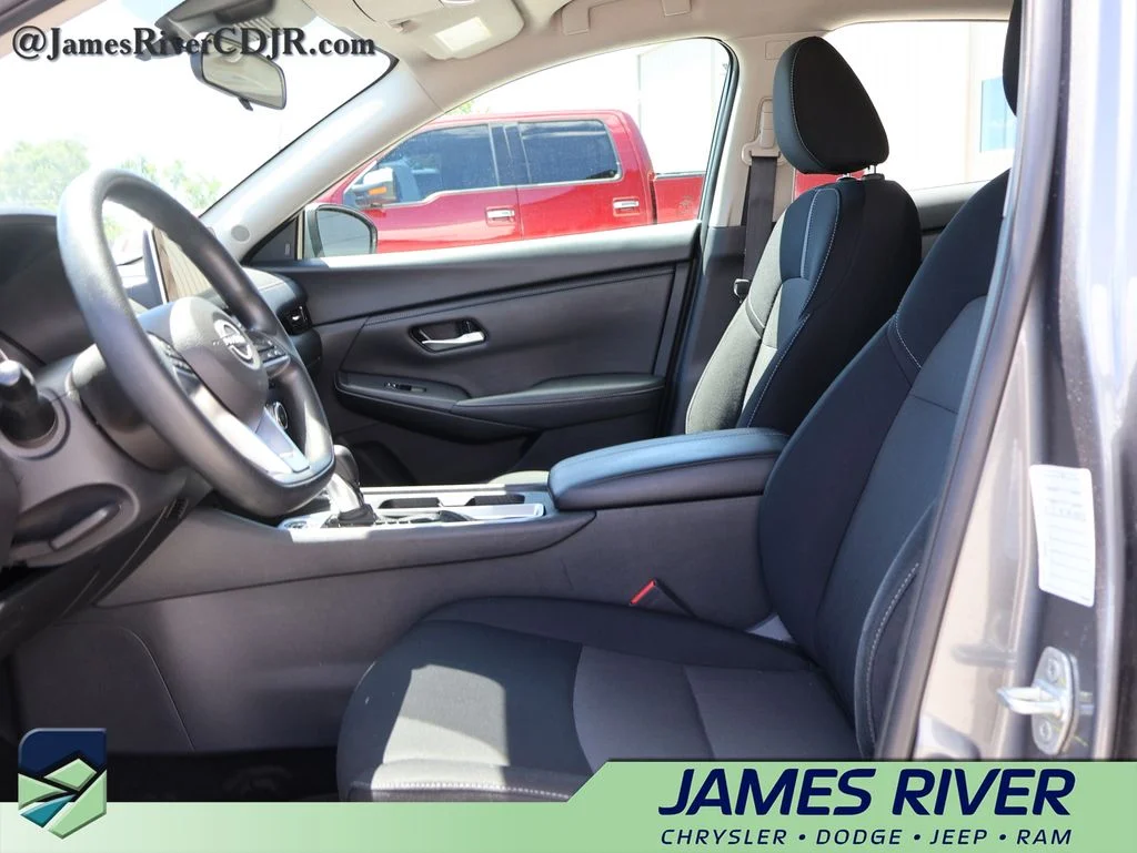 Used 2024 Gray Nissan SV image 22