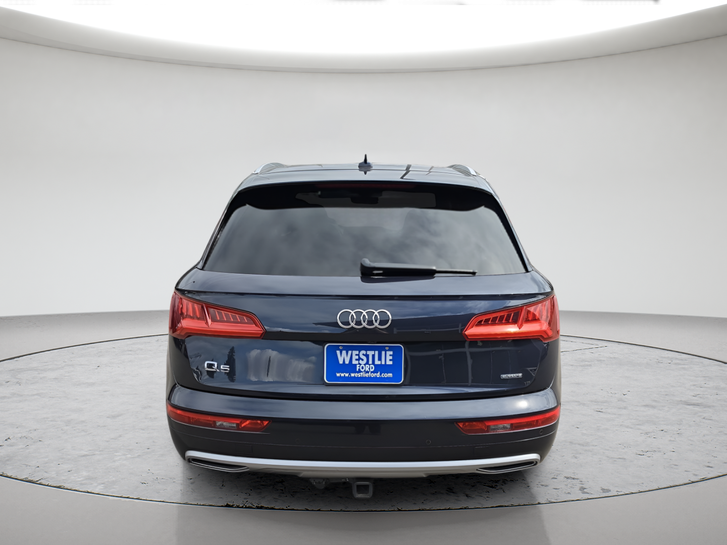 Used 2020 Manhattan Gray Metallic Audi 45 Prestige image 5