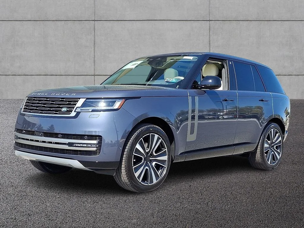 2026 Land Rover Range Rover 3.0 SE SWB's photo