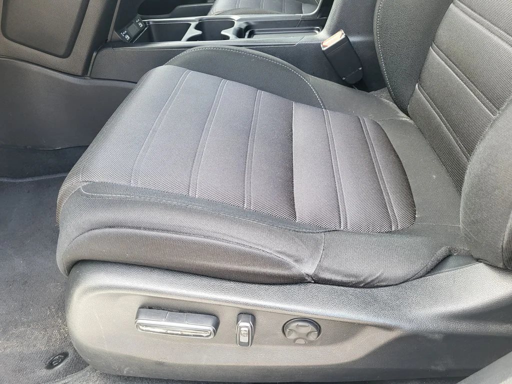 Used 2020 White Honda EX image 19