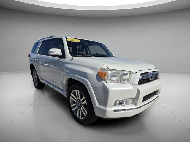 Used 2010 Blizzard Pearl Toyota Limited image 7