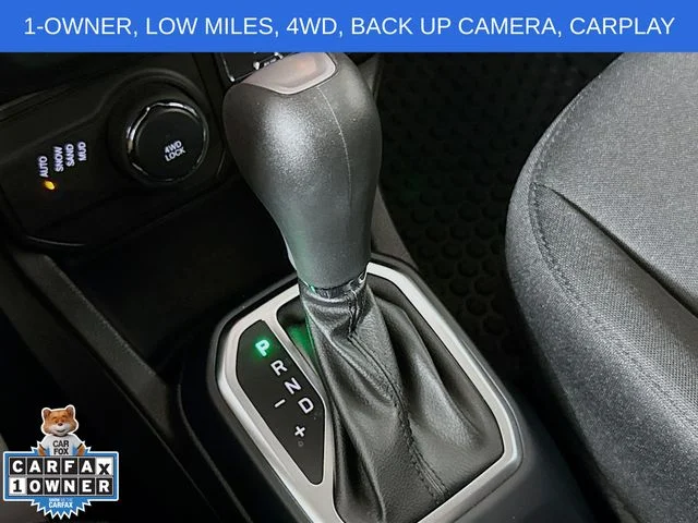 Used 2023 White Jeep Latitude image 17