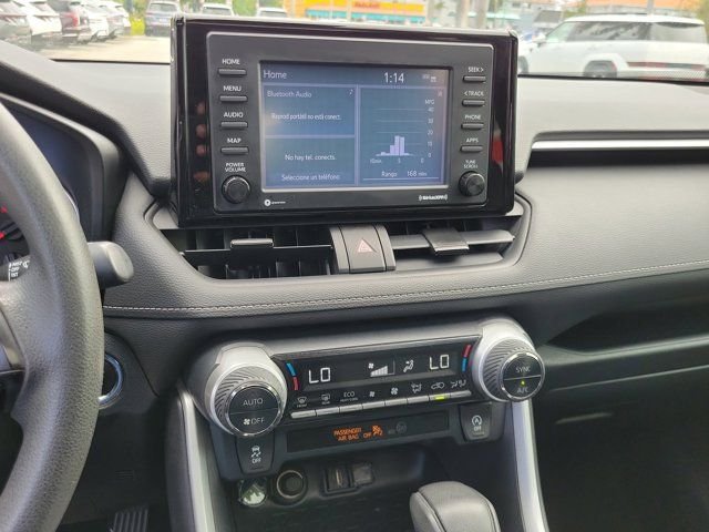 2020 Toyota RAV4 XLE - Photo 24