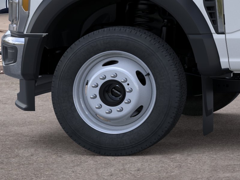 New 2025 Oxford White Ford F-450® XL image 64