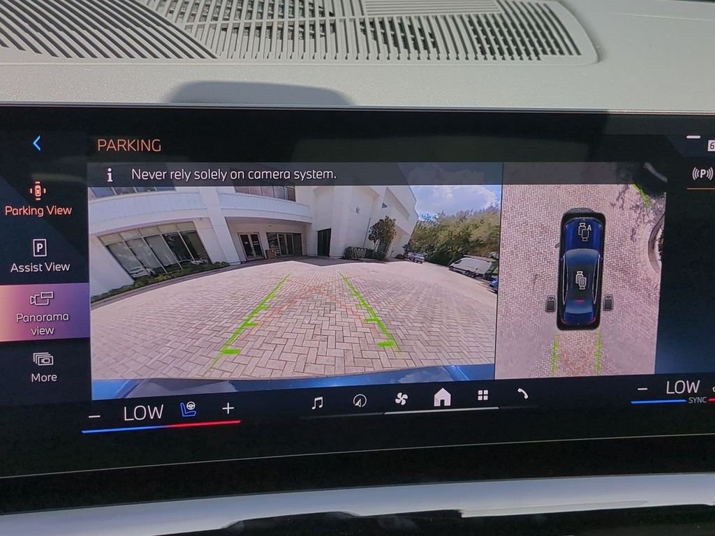 New 2027 Blue BMW 530i xDrive image 21