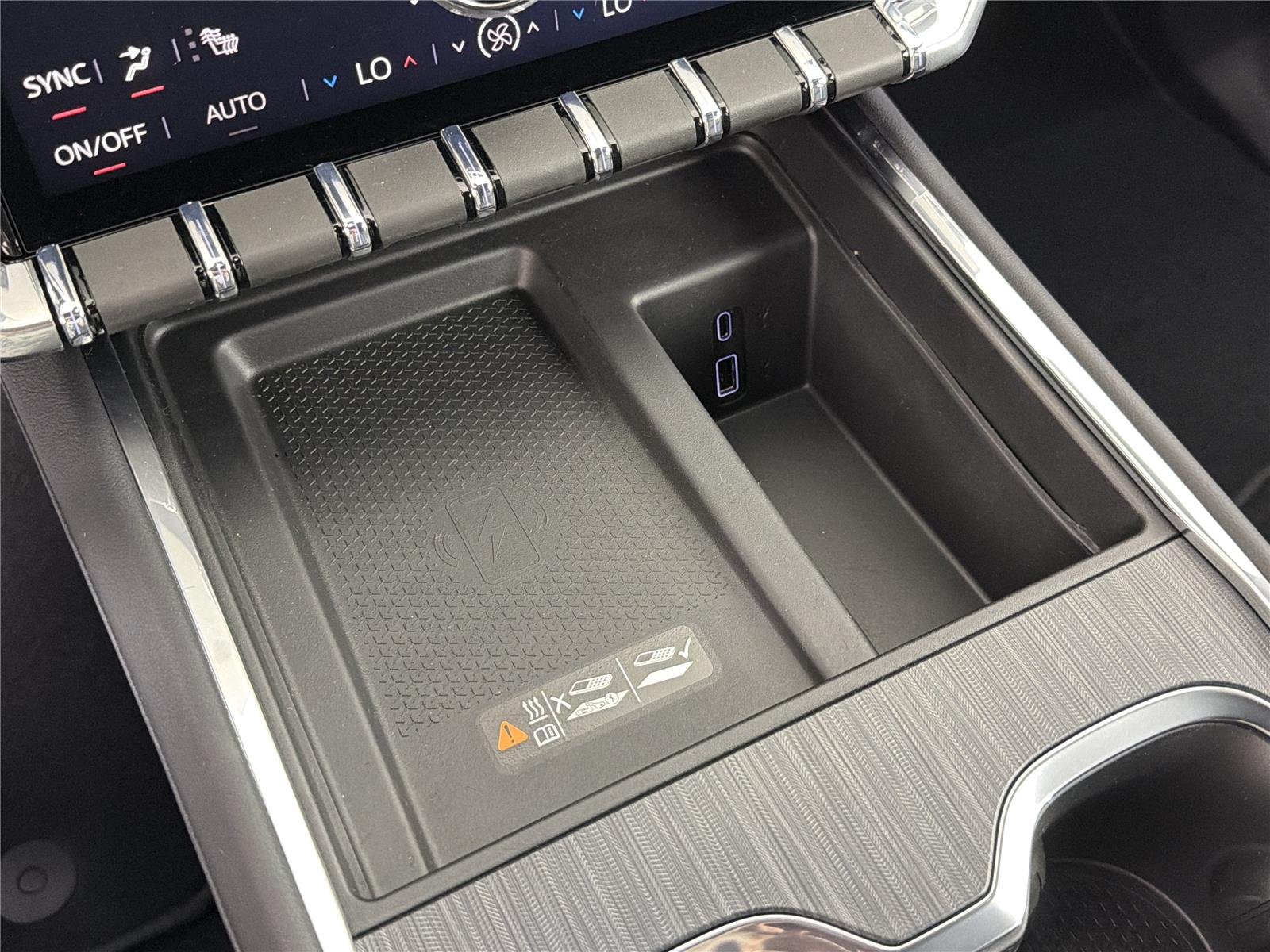 2026 GMC Acadia Elevation - Photo 32