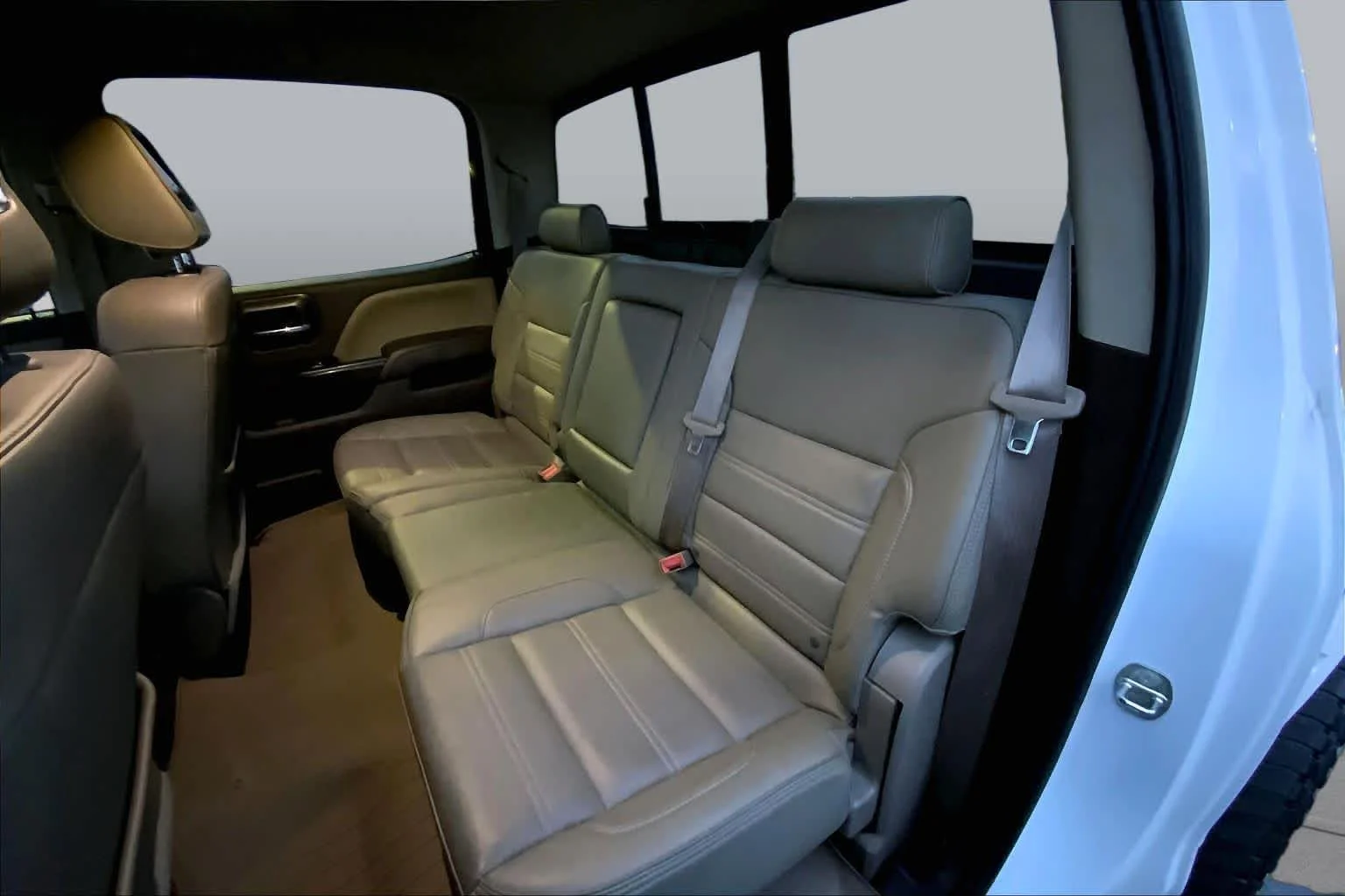 Used 2016 Summit White GMC Denali image 18