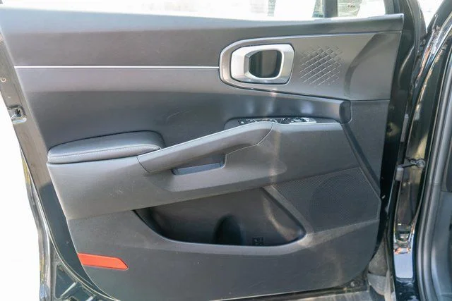 Used 2025 Black Kia EX image 19