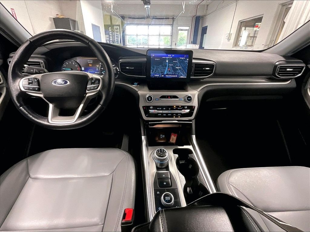 Used 2021 Oxford White Ford XLT image 22