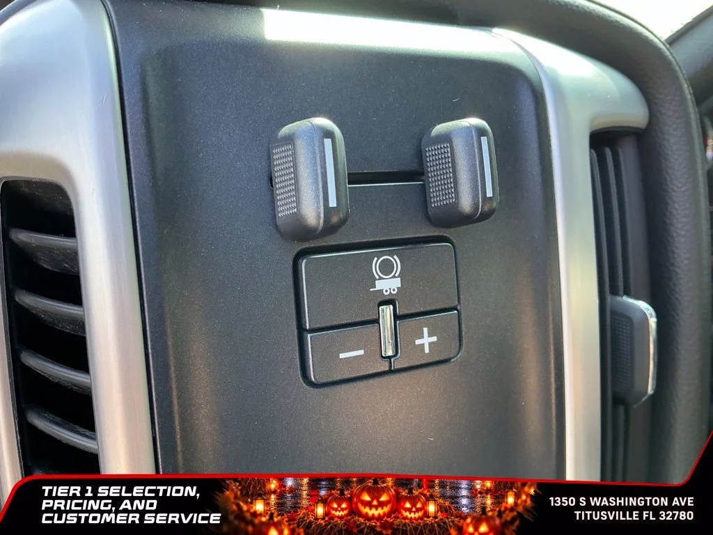 Used 2017 PEPPERDUST METALLIC GMC SLE image 21