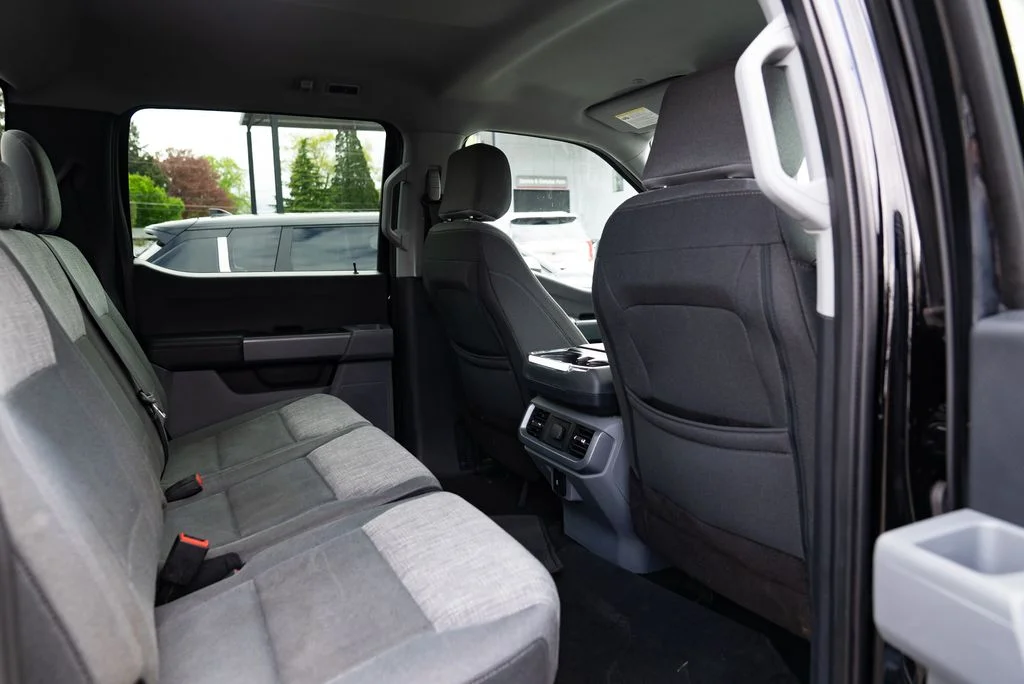 Used 2023 Black Ford XLT image 22