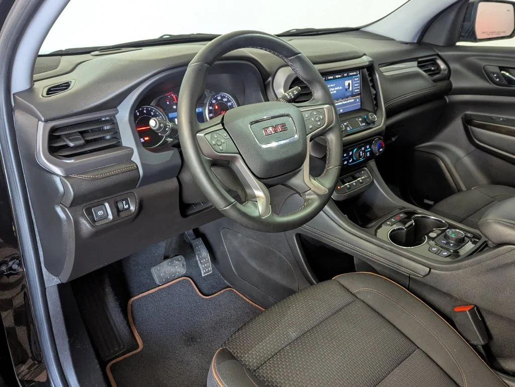 Used 2023 Black GMC AT4 image 25