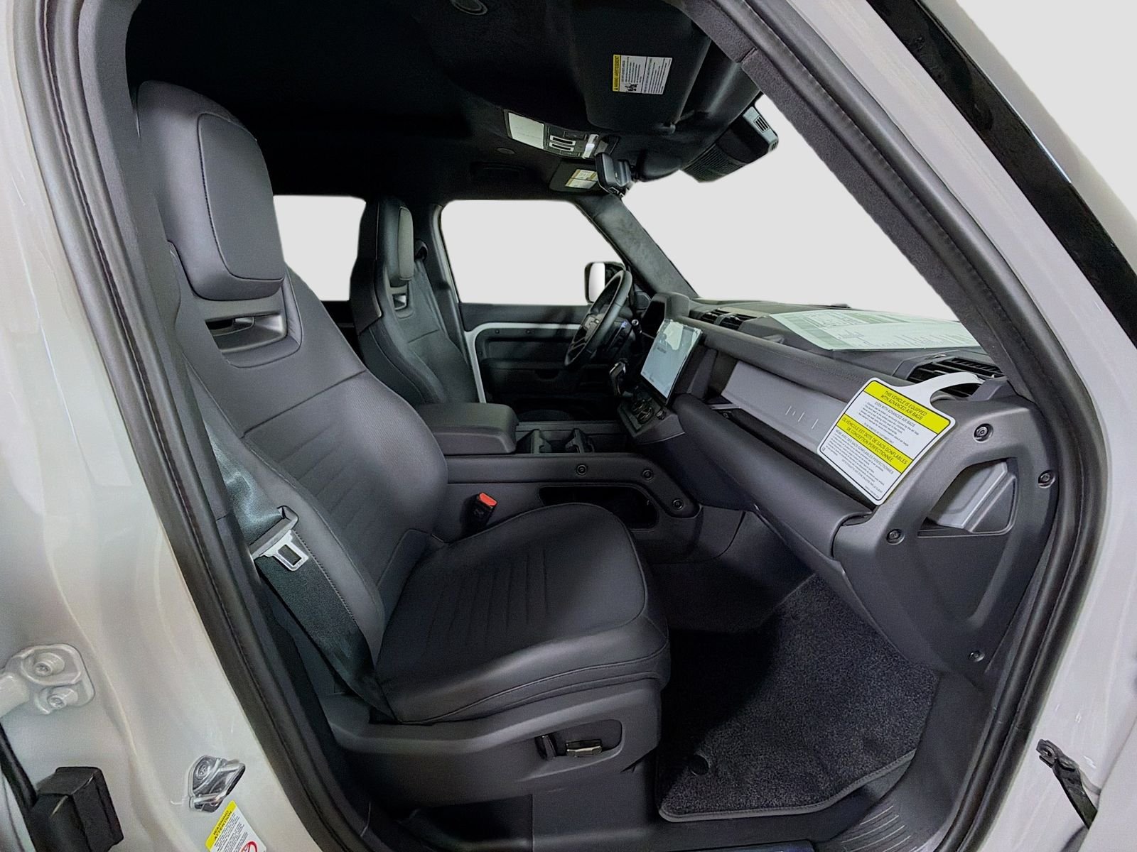 New 2026 Borasco Grey Land Rover OCTA image 32