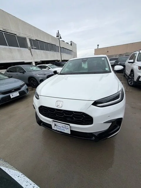 Used 2024  Honda EX-L image 2