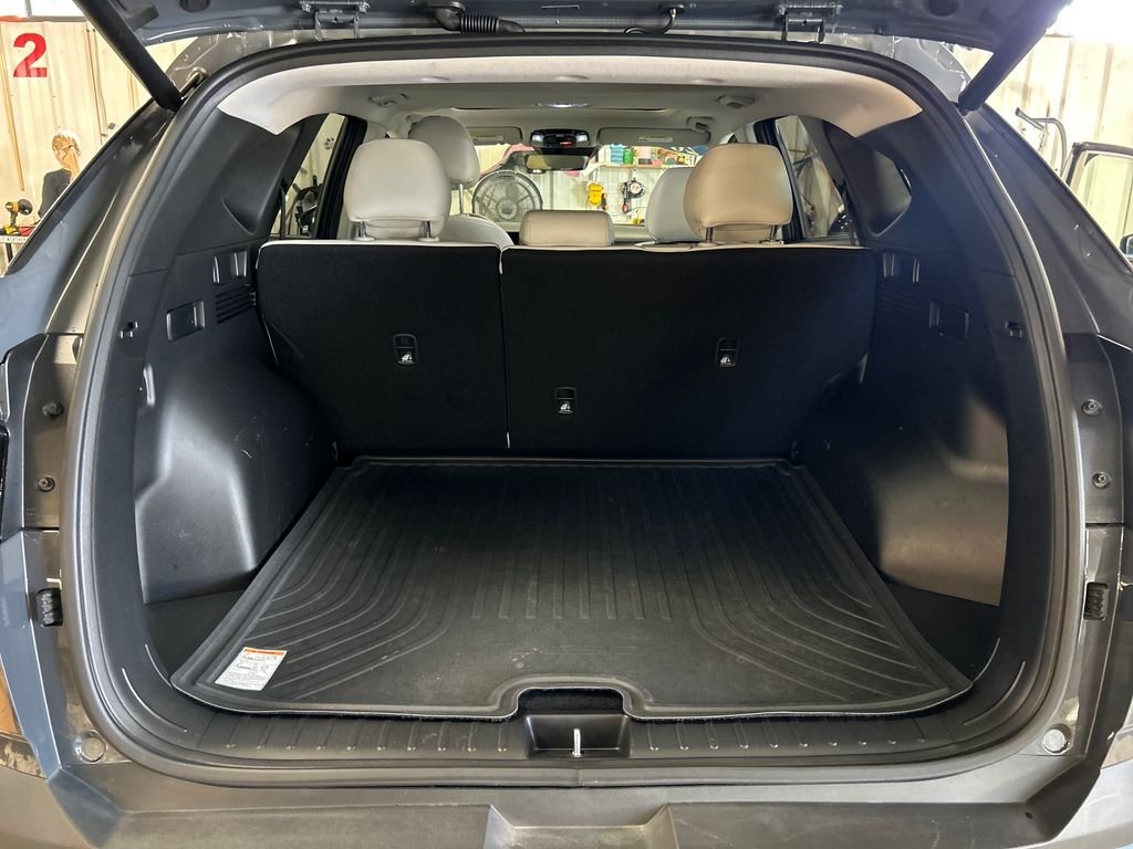 Certified Used 2026 Gray Hyundai SEL Premium image 24