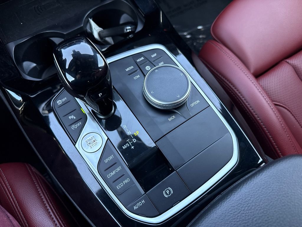 Used 2023 Black Sapphire Metallic BMW sDrive30i image 25