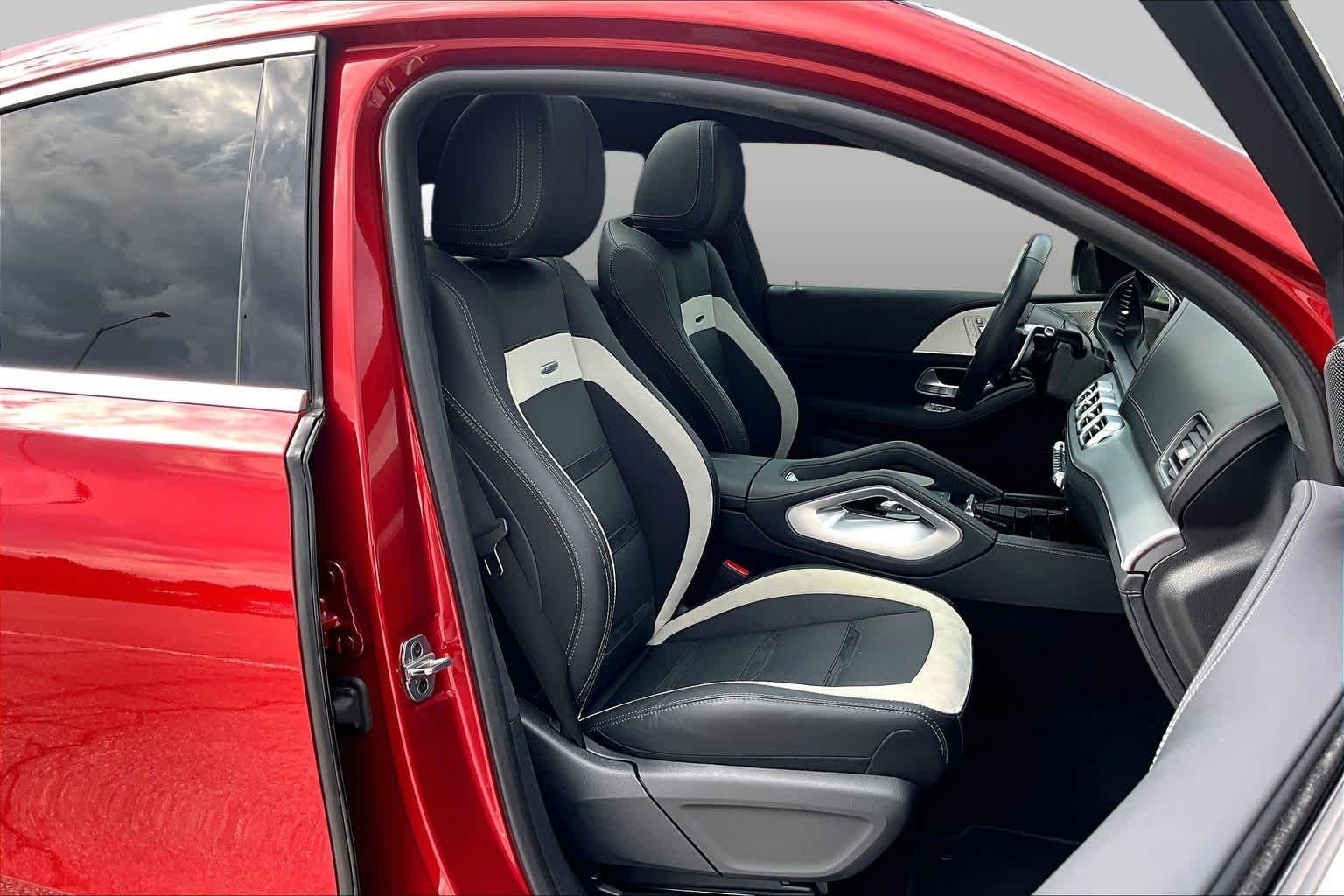 Used 2025 MANUFAKTUR Cardinal Red Metallic Mercedes-Benz AMG® GLE 63 S image 9