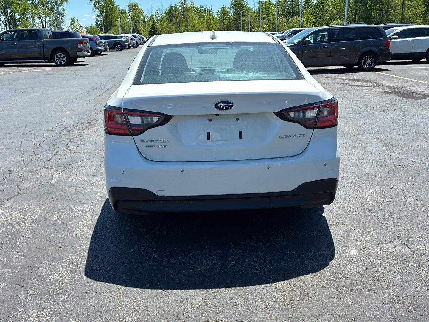 Used 2024 Crystal White Pearl Subaru Limited image 17