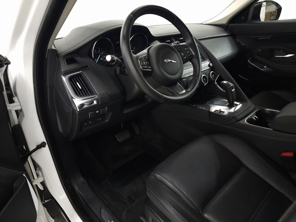 2020 JAGUAR E-PACE - Image 15