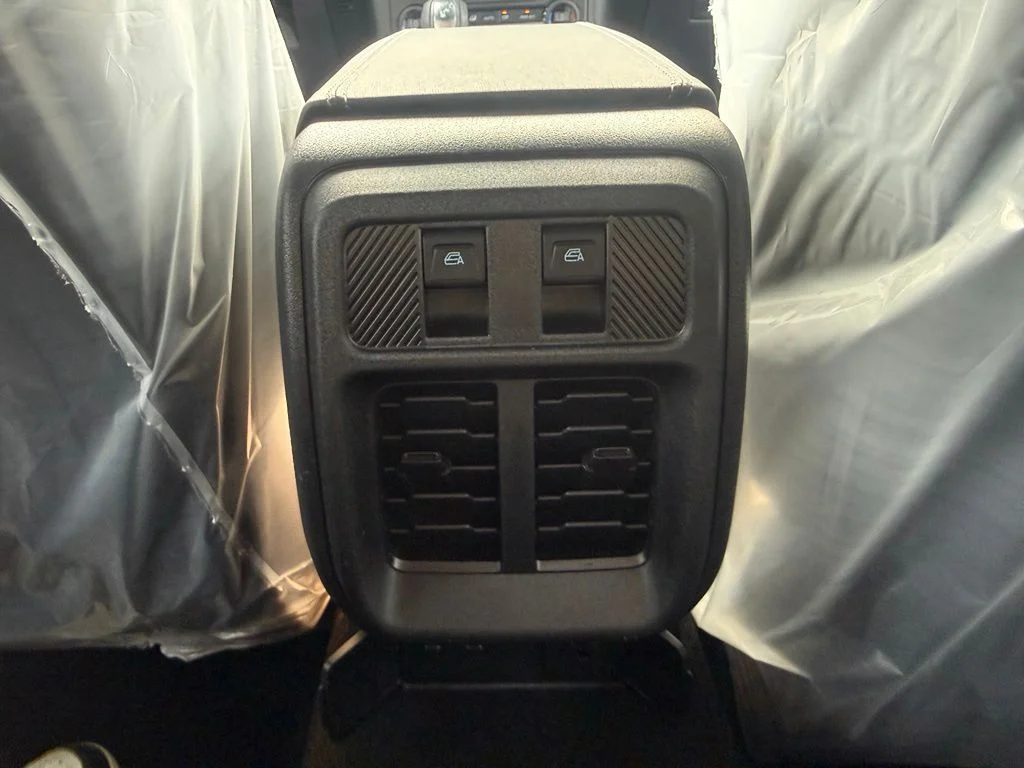 New 2026 Avalanche Gray Ford Big Bend® image 42