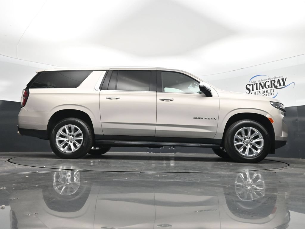 Used 2024 Empire Beige Metallic Chevrolet Premier image 33