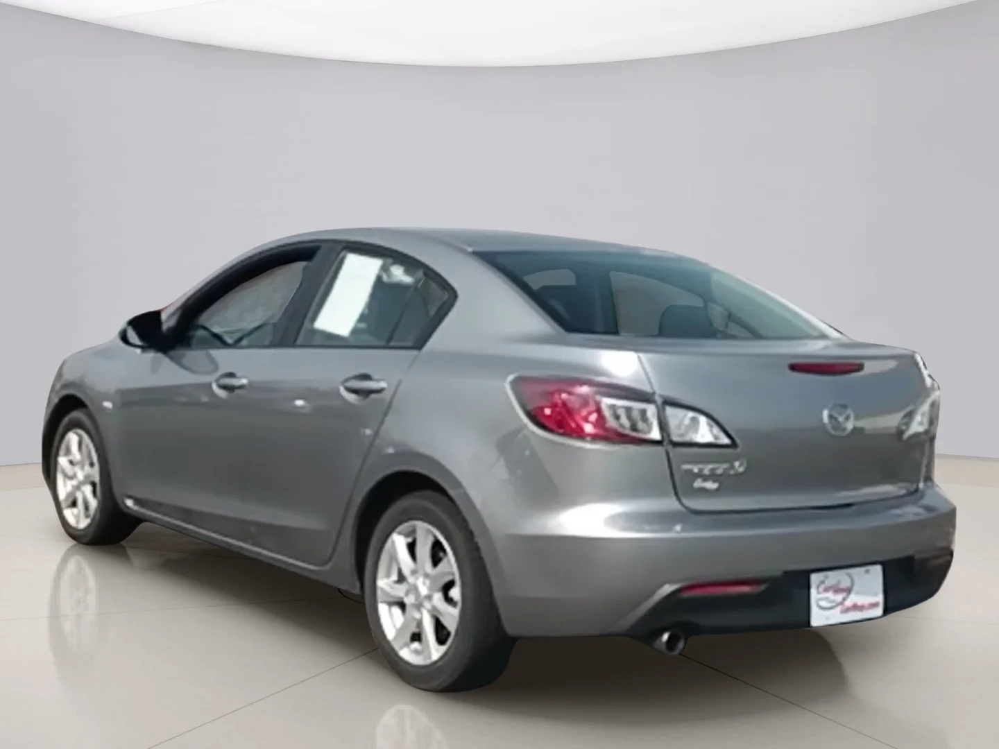 Used 2010 Silver Mazda I TOURING image 3