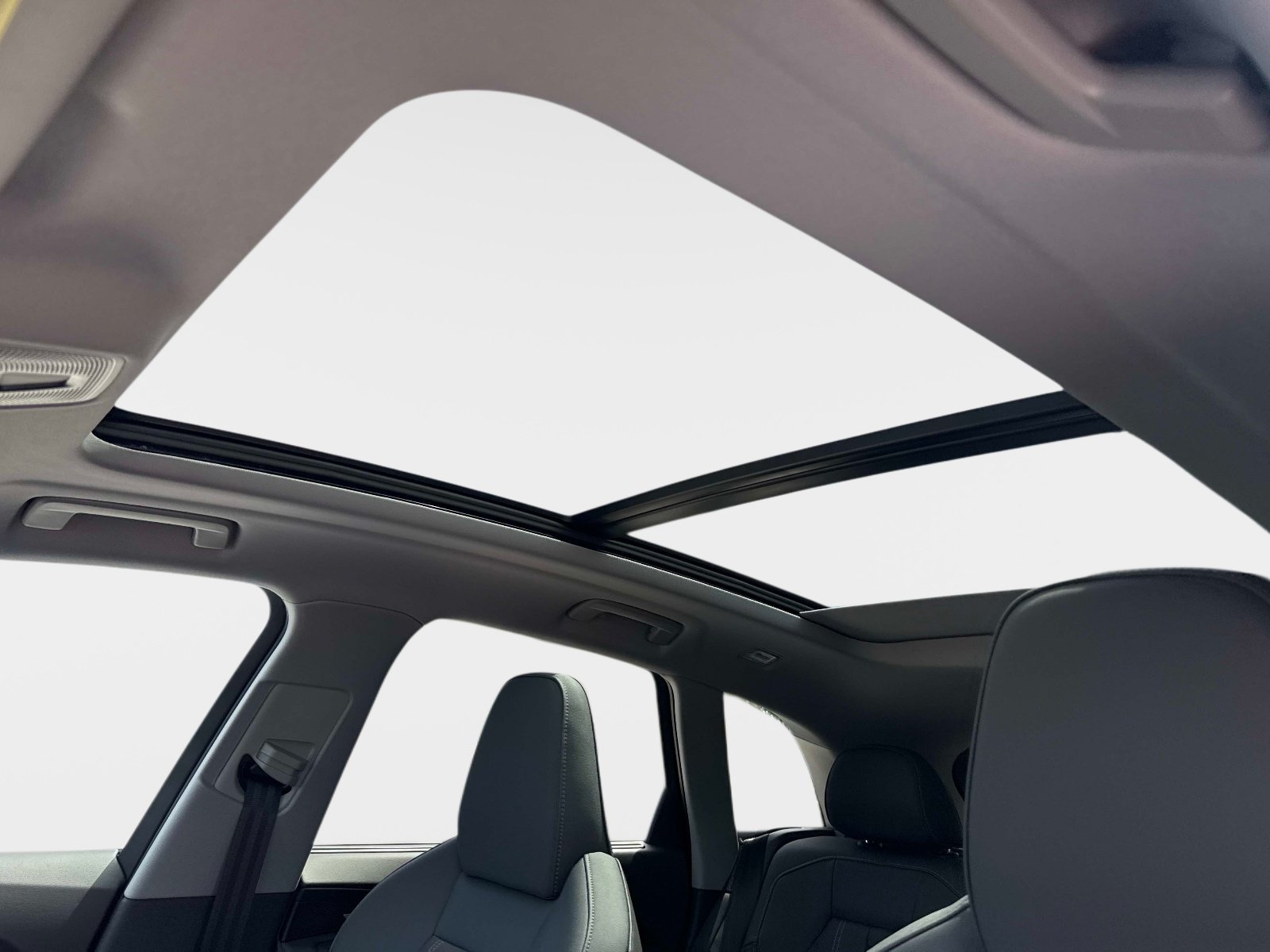 New 2026 Tambora Gray Metallic Audi Premium Plus image 22