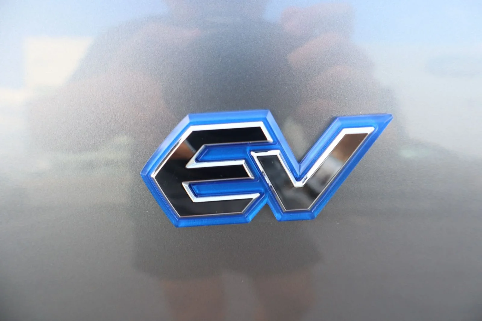 Used 2023 Smoked Carbon Subaru Touring image 34