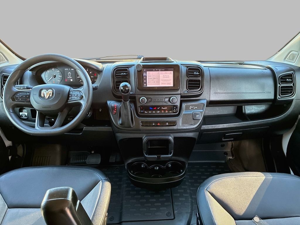 Used 2025 White Ram Base image 13