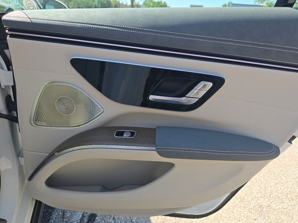 Used 2022 Polar White Mercedes-Benz 450 image 22