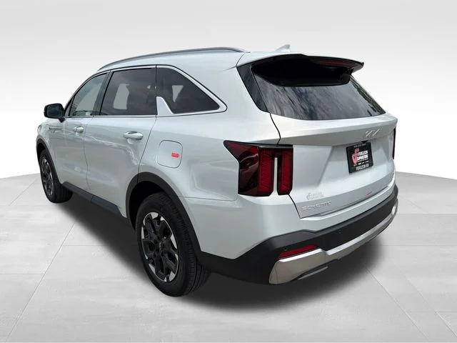New 2026 White Kia S image 5