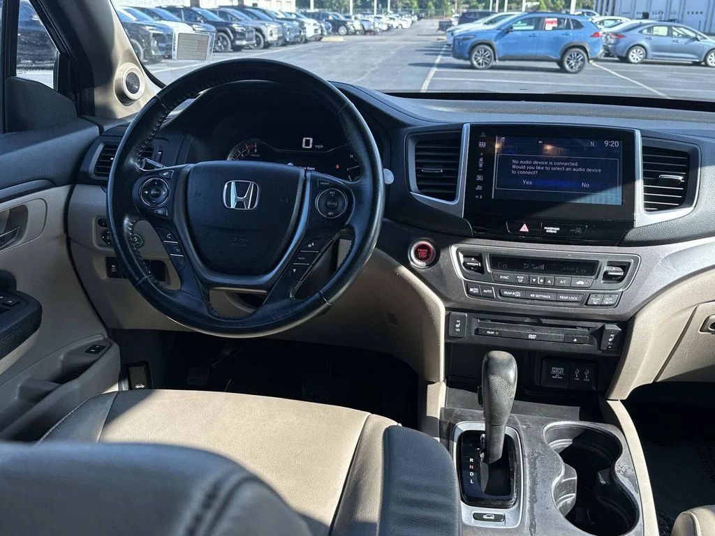 Used 2016  Honda EX-L image 18