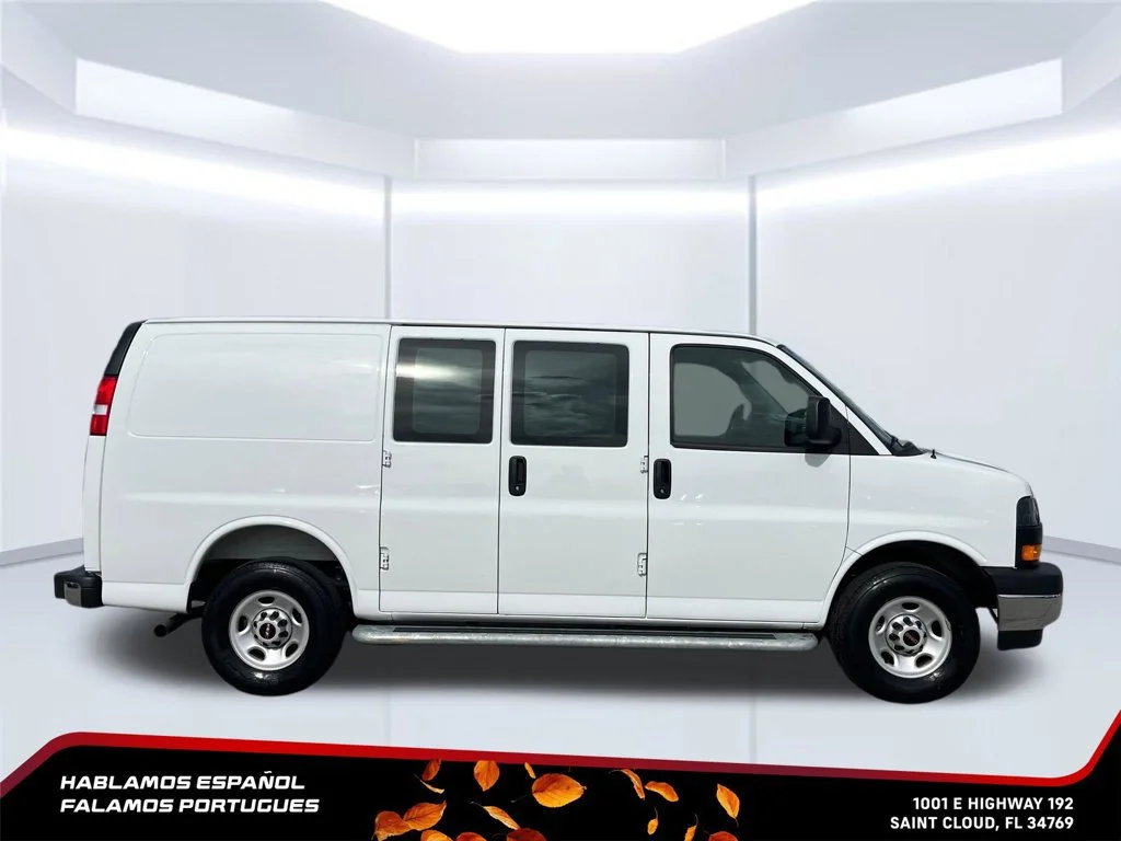 Used 2025 Summit White GMC Work Van image 8