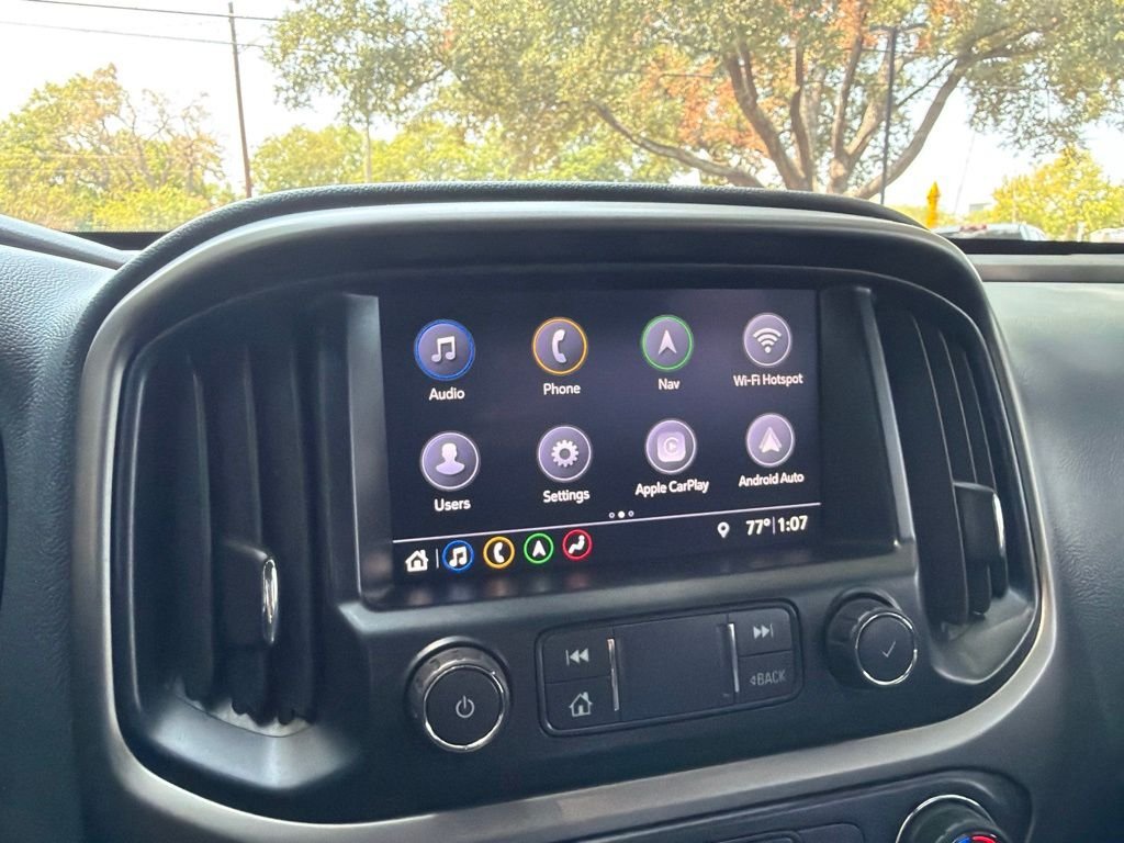 Used 2020 Black Chevrolet Z71 image 10
