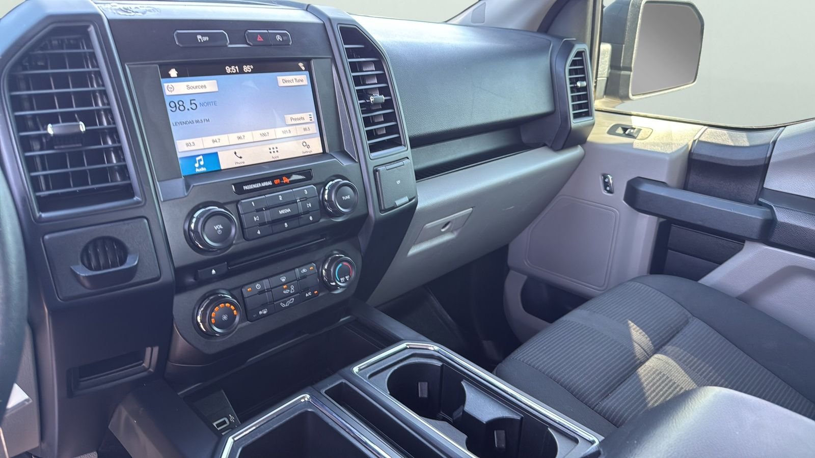 Used 2018 Gray Ford XL image 19