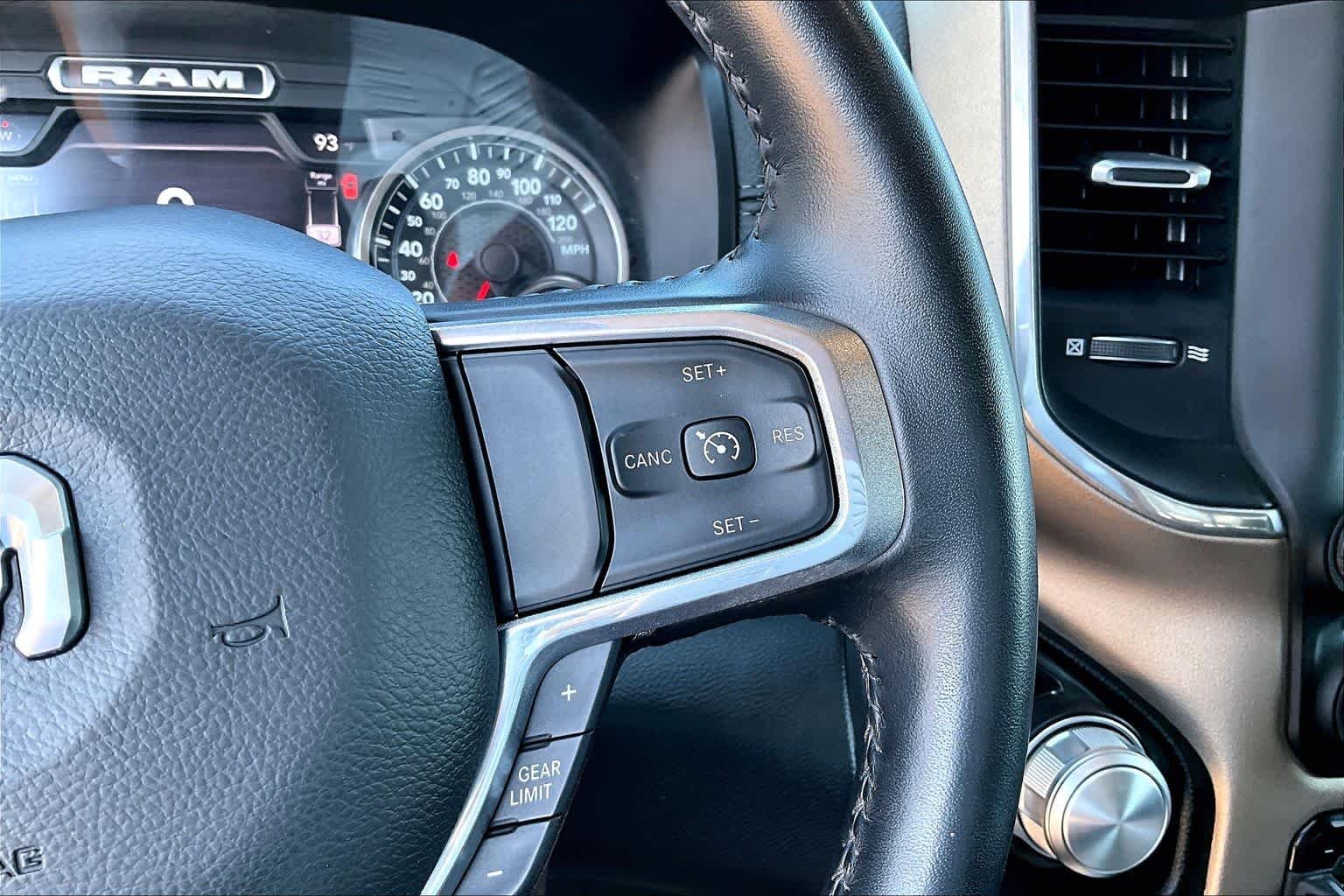 Used 2022 Diamond Black Crystal Pearlcoat Ram Laramie image 23