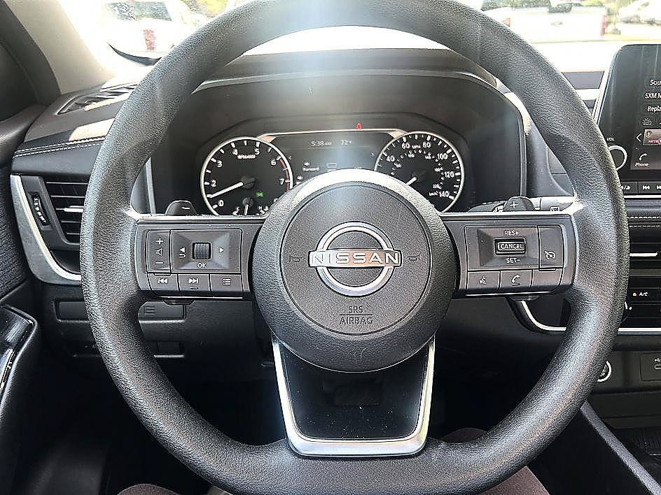 Used 2023 Glacier White Nissan S image 14