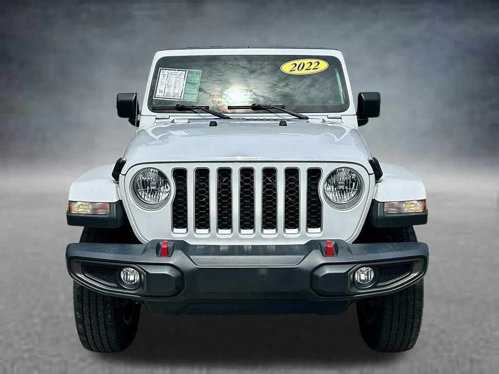 Used 2022 Bright White Clearcoat Jeep Overland image 2