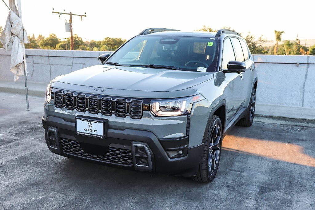 New 2026 Sting-Gray Clearcoat Jeep Overland image 3