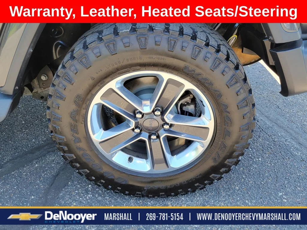 Used 2018 Gray Jeep Unlimited Sahara image 5